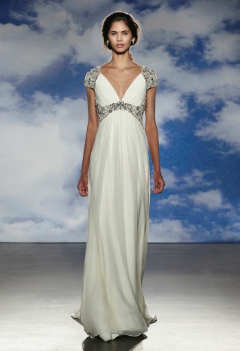 Jenny Packham Features Plus Size Models in Her Spring 2015 Bridal Show