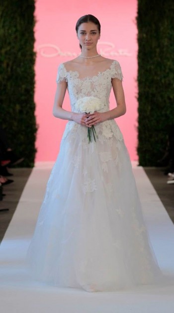 Oscar de la Renta Bridal Spring 2015 Wedding Dresses