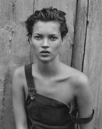 New Peter Lindbergh Exhibition Features Images of Kate Moss, Linda Evangelista + More New Peter Lindbergh Exhibition Features Images of Kate Moss, Linda Evangelista + More
