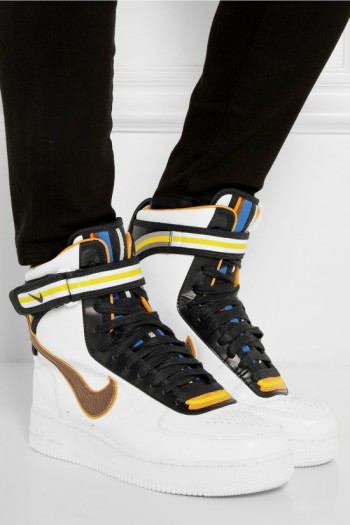 It's Here! The Riccardo Tisci x Nike Collection Lands It's Here! The Riccardo Tisci x Nike Collection Lands