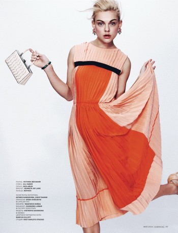 Daring Spring: Viktoriya Sasonkina Stars in L'Officiel Ukraine May Cover Story Daring Spring: Viktoriya Sasonkina Stars in L'Officiel Ukraine May Cover Story