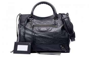 Balenciaga Sues Steve Madden Over "Studied Copy" Handbag Balenciaga Sues Steve Madden Over "Studied Copy" Handbag