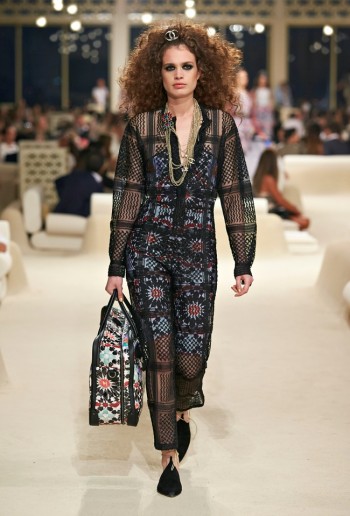 Chanel Cruise 2015 Runway Show Photos