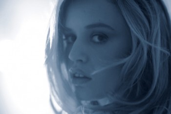Georgia May Jagger Follows in Mom Jerry's Footsteps with Mugler Fragrance Ad Georgia May Jagger Follows in Mom Jerry's Footsteps with Mugler Fragrance Ad