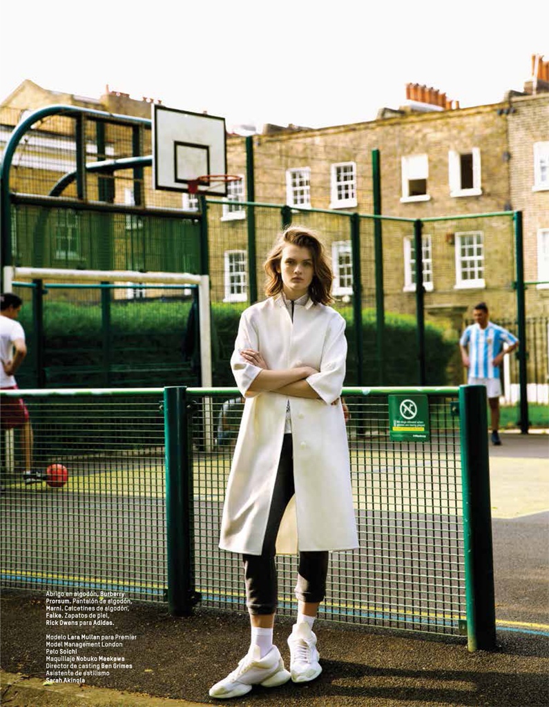 Lara Mullen is a Good Sport for L’Officiel Mexico by Sevda Albers