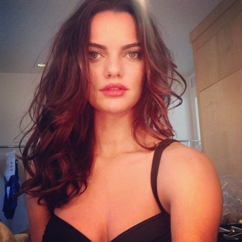 Barbara Fialho’s Hair Secret? Burning it With a Candle! Barbara Fialho’s Hair Secret? Burning it With a Candle!