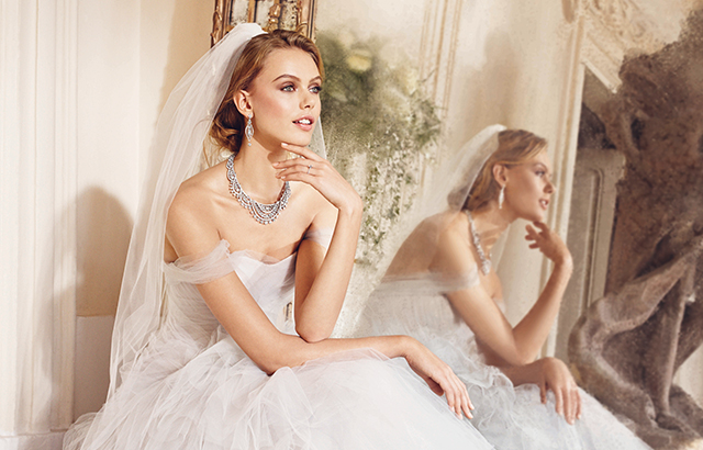 chow-sang-sang-bridal-frida-gustavsson3