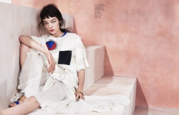 Modern Romance: Fei Fei Sun Poses for Sharif Hamza in Vogue China