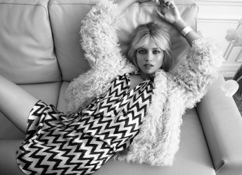 Hana Jirickova Gets 70s Glam for Hunkydory Fall 2014 Campaign Hana Jirickova Gets 70s Glam for Hunkydory Fall 2014 Campaign