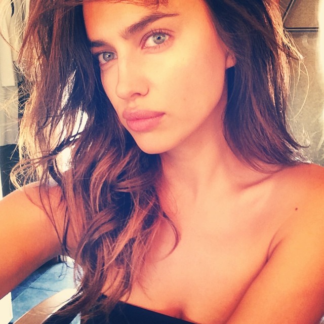 Irina Shayk snaps a selfie