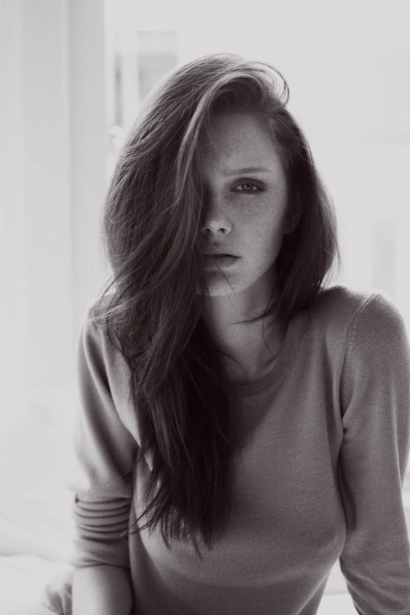 Topshop’s New Pencil Will Help You Fake Freckles