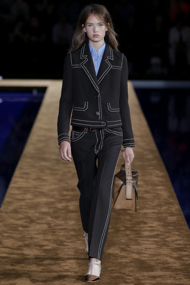 ゆったり柔らか Prada 2015ss 名作 0番ステッチ テーラードジャケット