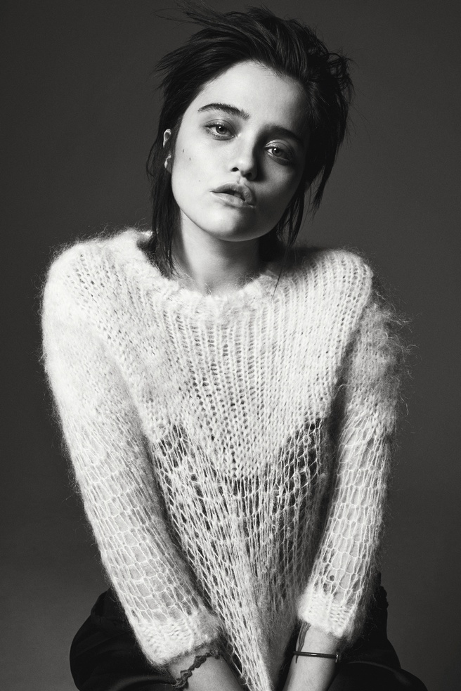 Playful Slumkvarter Har det dårligt Sky Ferreira Keeps Her Cool for i-D Photo Shoot – Fashion Gone Rogue