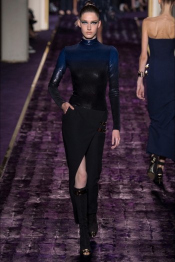 Atelier Versace Does Body-Con Haute Couture for Fall 2014 Show