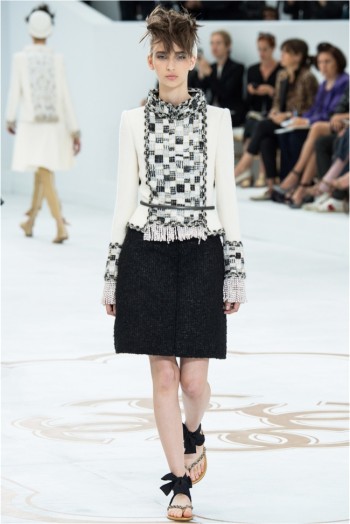 Chanel's Fall 2014 Couture Show Gets Sculptural