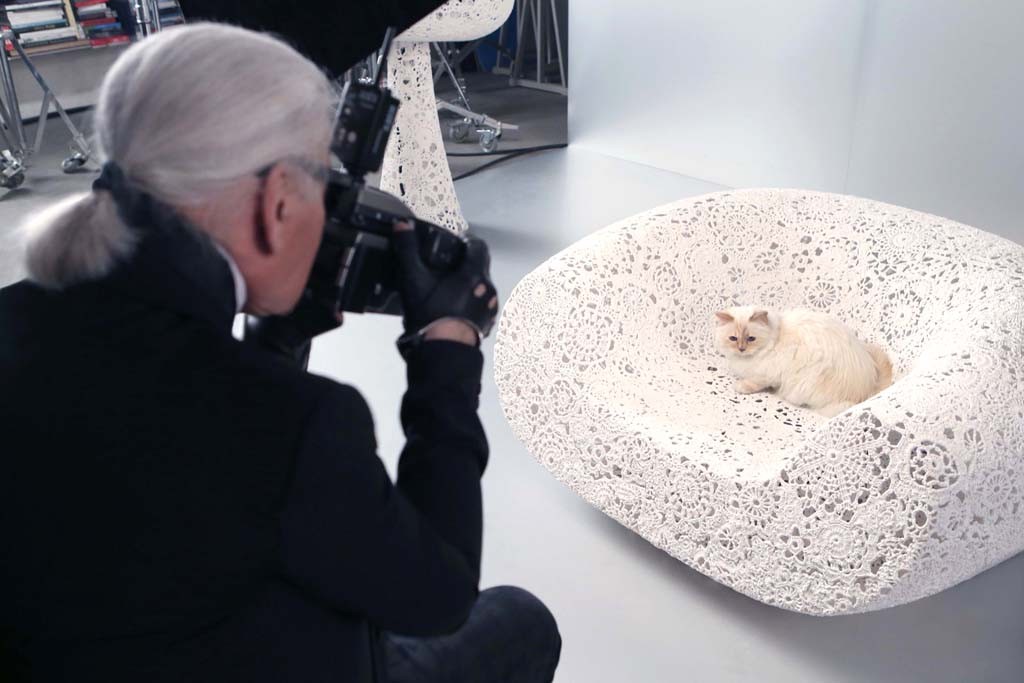 Karl Lagerfeld’s Cat Choupette to Star in Holiday Makeup Ad for Shu Uemura