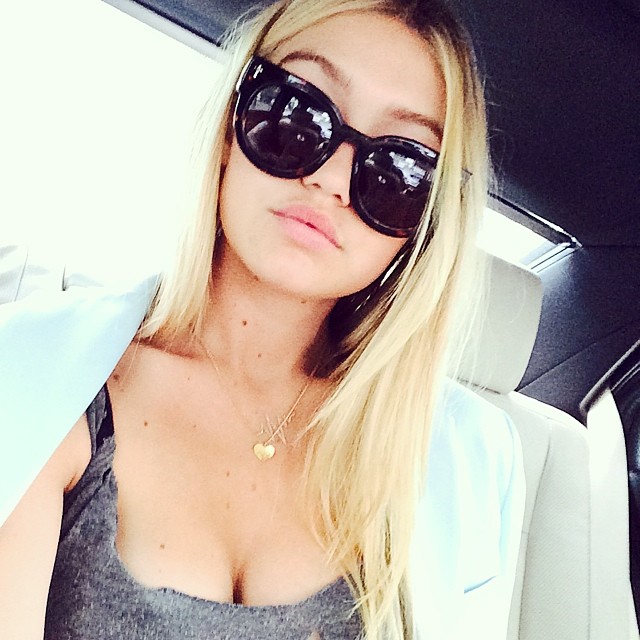 Gigi Hadid has a chic moment