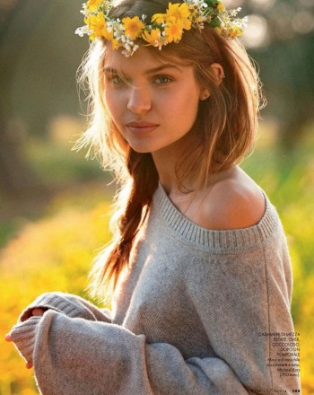 Josephine Skriver is ‘In Love’ for Elle Italia Shoot by Dan Martensen Josephine Skriver is ‘In Love’ for Elle Italia Shoot by Dan Martensen