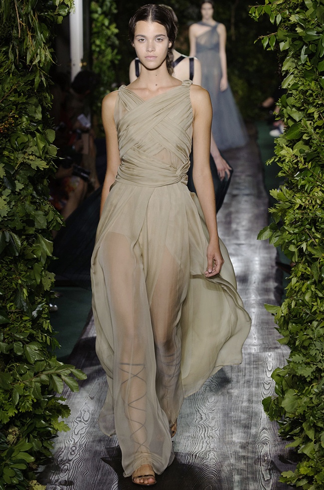 Valentino 2014 Fall/Winter Haute Couture | Fashion Gone Rogue