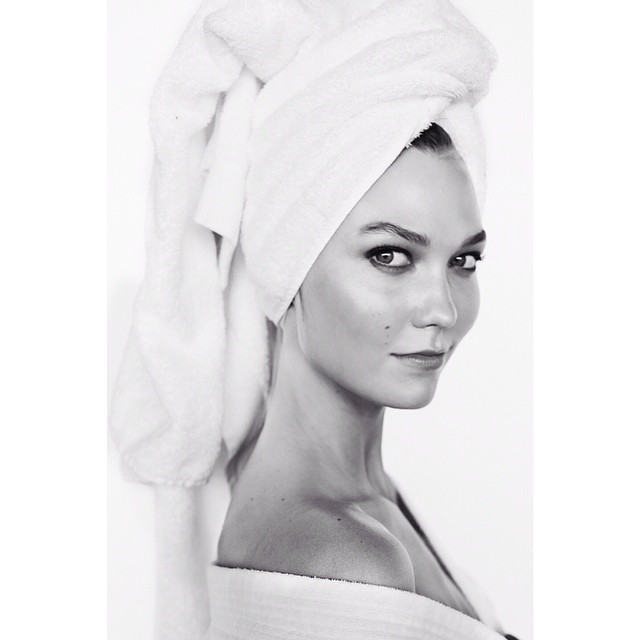 Karlie-Kloss-Mario-Testino-Towel-Series