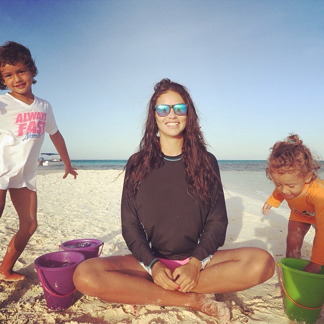 Watch Adriana Lima Do the Ice Bucket Challenge with Her Daughters