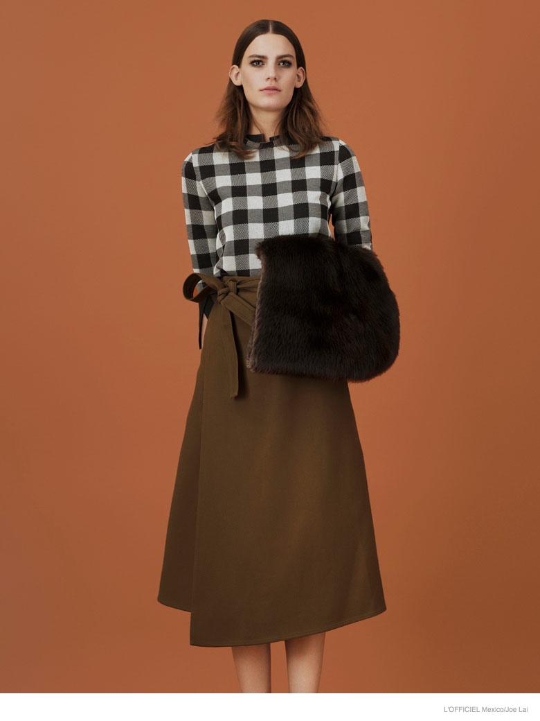 New Retro: Lena Hardt for L’Officiel Mexico September 2014 by Joe Lai