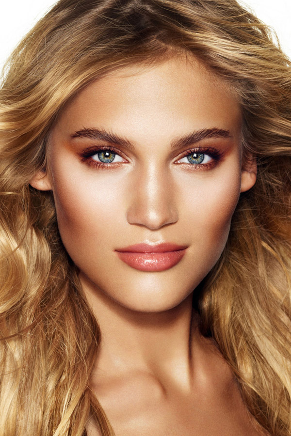 charlotte-tilbury-beauty-model