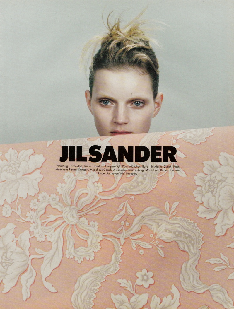 TBT | Guinevere van Seenus is Under Cover for Jil Sander’s Spring 1996 Ads