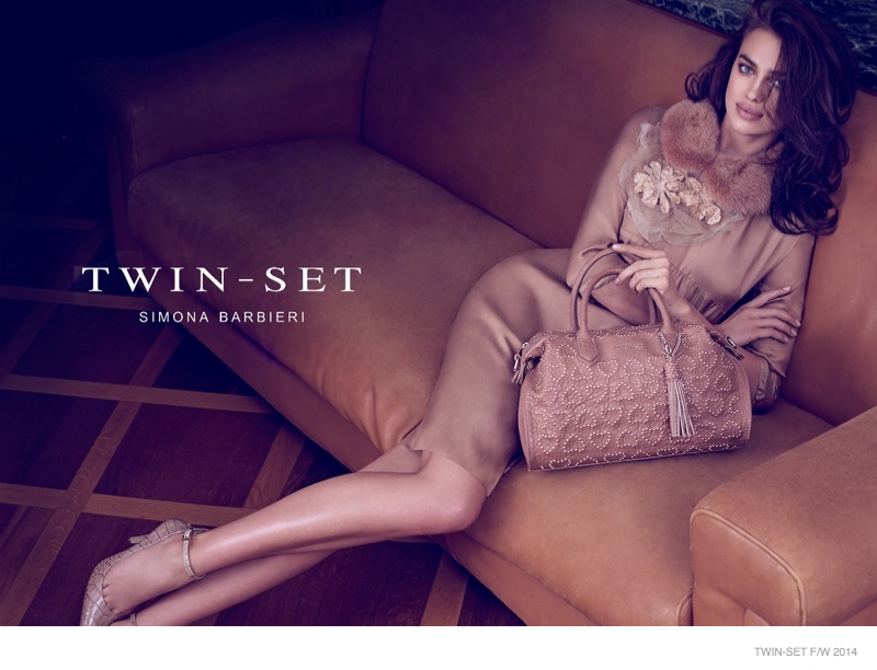 irina-shayk-twin-set-handbags-2014-fall02