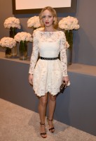 Jennifer Lawrence Wears Oscar de la Renta Lace at Elle’s Women in Hollywood Event Jennifer Lawrence Wears Oscar de la Renta Lace at Elle’s Women in Hollywood Event