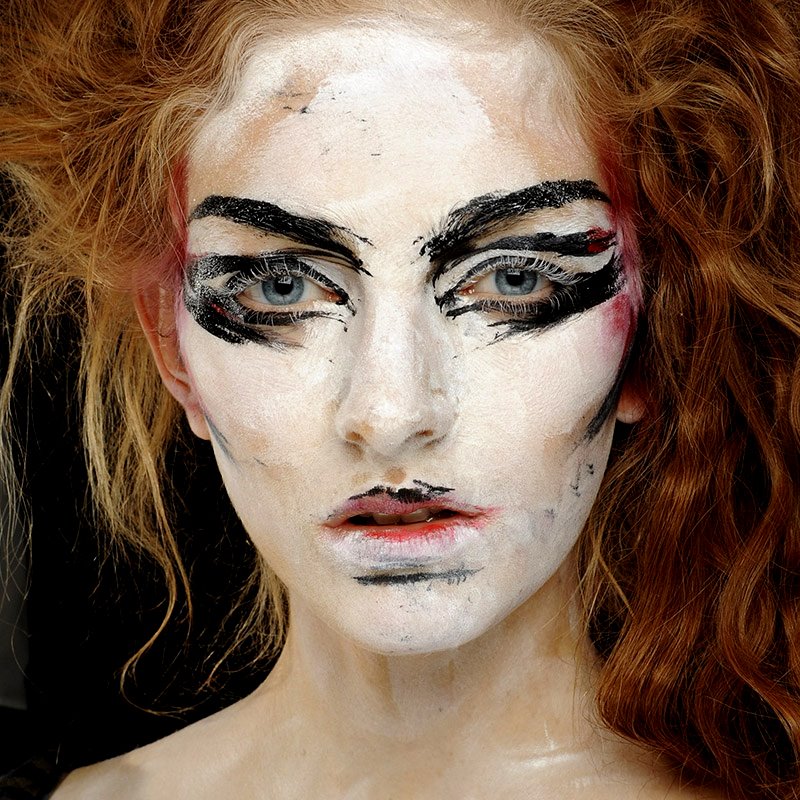 Model at Vivienne Westwood S/S 2014 Show wearing MAC Cosmetics. Photo: MAC