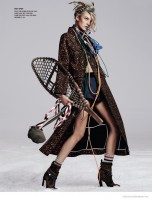 Caroline Trentini Sports Ski Style for Cover Shoot of Vogue Korea Caroline Trentini Sports Ski Style for Cover Shoot of Vogue Korea