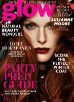 Julianne Moore Covers Glow, Calls Meryl Streep Her Role Model Julianne Moore Covers Glow, Calls Meryl Streep Her Role Model