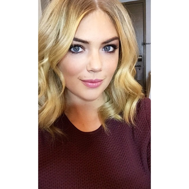 Kate Upton reveals her new short hairstyle in an Instagram update. What do you think? 