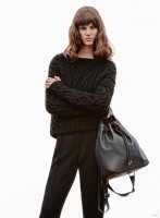 Antonina Petkovic Wears Mango’s Winter Sweaters Antonina Petkovic Wears Mango’s Winter Sweaters