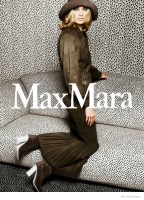Carolyn Murphy Has Us Seeing Spots in Max Mara’s Spring ’15 Ads Carolyn Murphy Has Us Seeing Spots in Max Mara’s Spring ’15 Ads