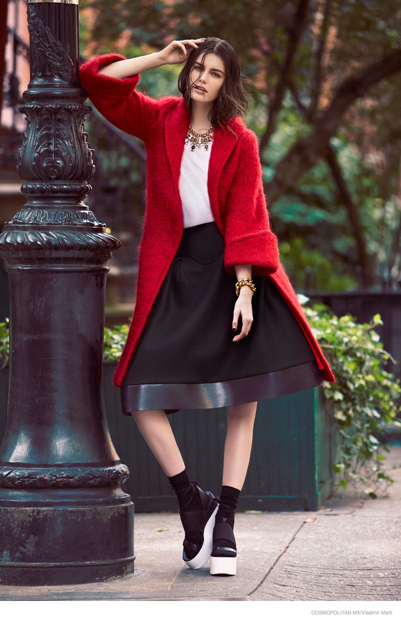 Kaylin Roger Takes it to the Streets for Cosmopolitan Mexico by Vladimir Marti