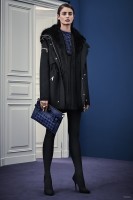 Versace Gets Graphic for Pre-Fall 2015 Collection
