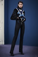 Versace Gets Graphic for Pre-Fall 2015 Collection