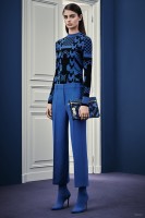 Versace Gets Graphic for Pre-Fall 2015 Collection