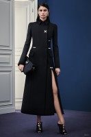 Versace Gets Graphic for Pre-Fall 2015 Collection