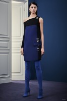 Versace Gets Graphic for Pre-Fall 2015 Collection