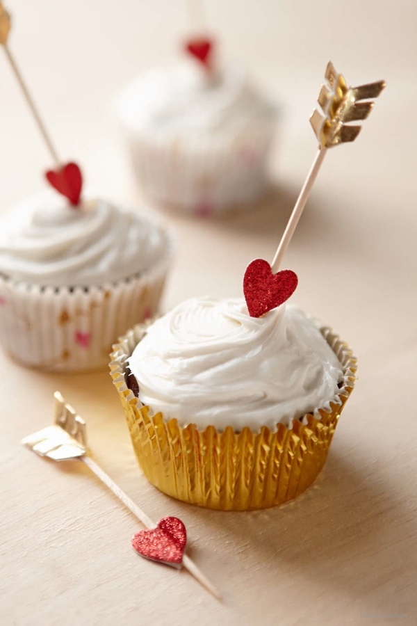Valentine's Day Cupcake Decor Kit available for $16.00