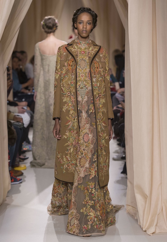 valentino-haute-couture-spring-2015-runway-photos10