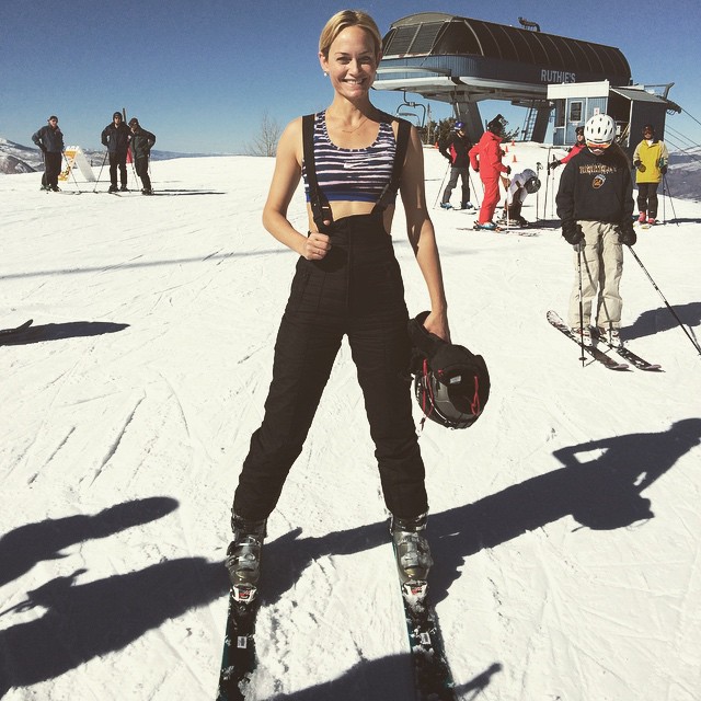 Amber Valletta hits the slopes in Aspen
