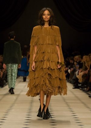 Burberry Embraces the 1970s & Fringe for Fall 2015 – Fashion Gone Rogue