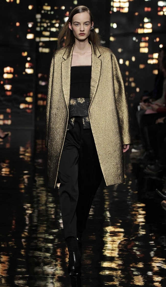 A look from Donna Karan's fall-winter 2015 collection