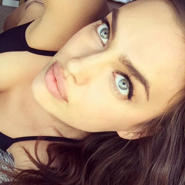 Irina Shayk shares a flawless selfie with her Instagram followers