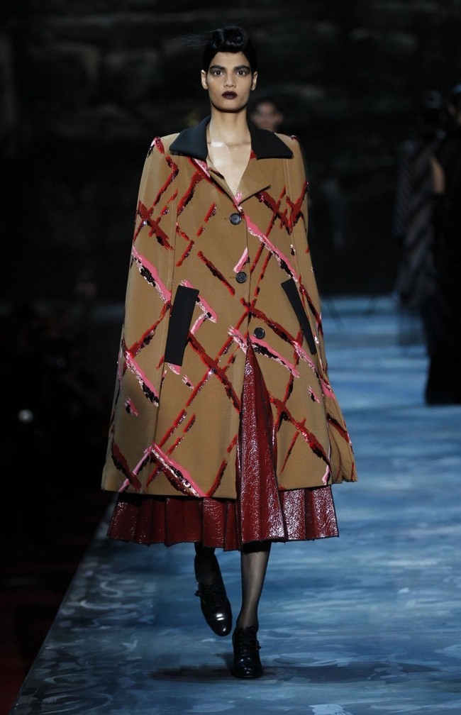 Marc Jacobs Goes for Opulence & Glamour for Fall 2015 | Fashion Gone Rogue