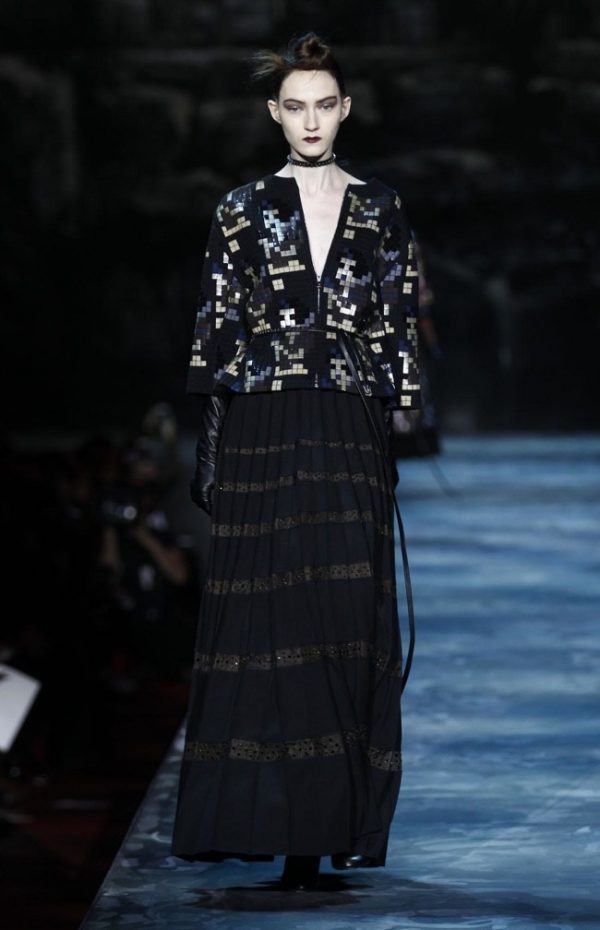 Marc Jacobs Goes for Opulence & Glamour for Fall 2015 – Fashion Gone Rogue